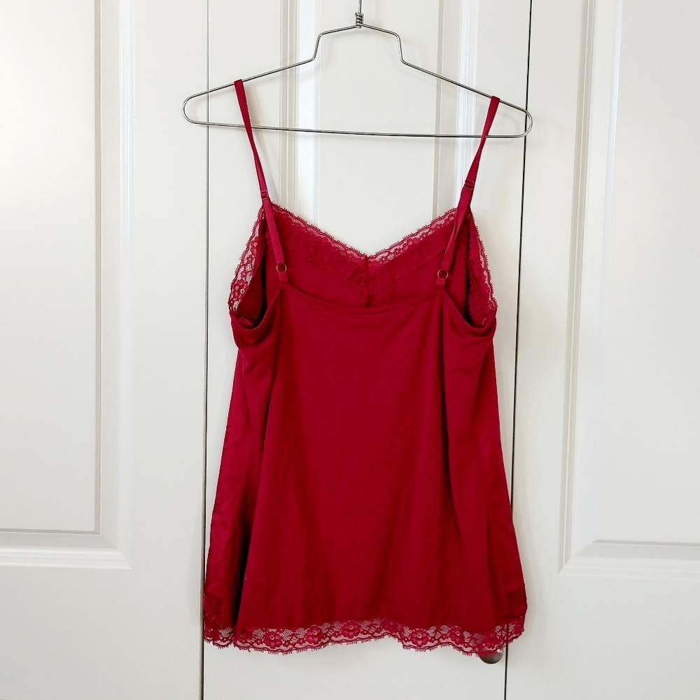 Red Lace Trim Satin Camisole Lingerie Medium White House Black Market Valentines - Picture 2 of 5